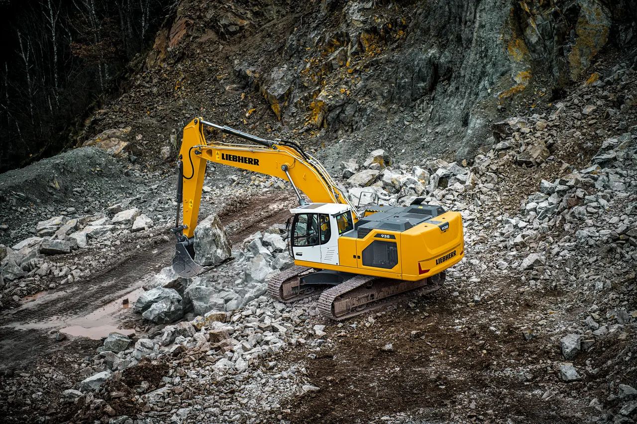 らいる R 938 Litronic - Liebherr